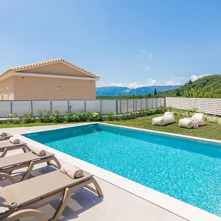 Villa Spartakos Luxury 4